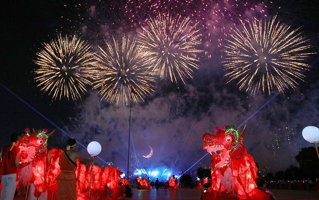江西宜春：第十九届月亮文化旅游节闭幕