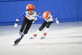 河南短道速滑“软硬环境”渐入佳境 河南省青少年短道速滑锦标赛驻马店落幕图片