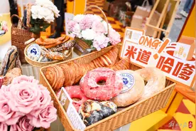 外滩漫步面包节热力登场，品鉴美好春日里的蓬松香甜气息图片