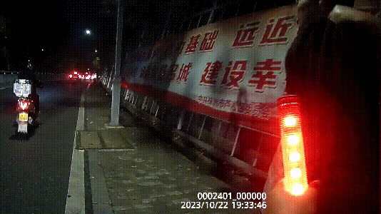 妻子报警丈夫夺过手机！后续反转！图片