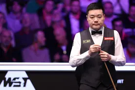 丁俊晖无缘斯诺克大师赛四强图片