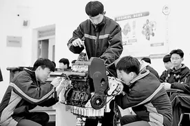 职校生：毕业后，这样成为“能工巧匠”……图片
