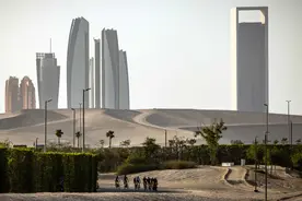 （外代一线）阿联酋阿布扎比：城市天际线图片