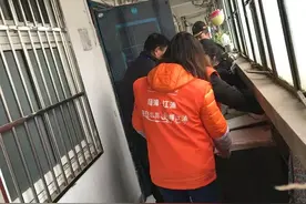 楼道变身“绿色生态走廊”，杨浦这个社区激发治理活力图片