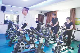 减肥背后的“生意经”：全国1000家减肥训练营，费用最高达数万元图片