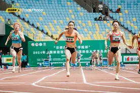 “最强初中生”！15岁陈妤颉刷新了亚洲少年纪录！图片