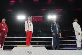 潮新闻记者赛场观察：在网球圣地罗兰·加洛斯看拳击是什么体验？图片