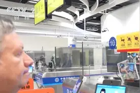 免签扩容遇端午 大批外国游客来华深度体验中国民俗文化图片