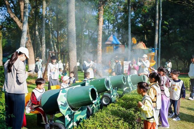 60组家庭从九溪开启“美好的一天”，