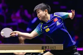 孙颖莎夺冠！国乒包揽世乒联冠军赛韩国站女子单打冠亚军图片