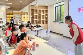 科技+思政，打开了怎样的“情感开关” 跳出试卷，在解国家需求之题中找到“意义坐标”图片