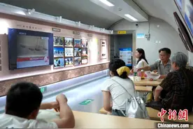 提前开放 成都“一号防空洞”又成避暑纳凉打卡地图片