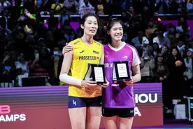 朱婷、李盈莹——顶峰相见！图片