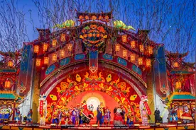 拉开北京环球影城的夜间大幕，探访“大片世界”的年味守护者图片