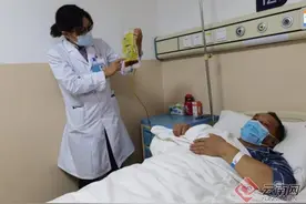 剧毒！又有人吃完自己采的野生菌后住进了ICU图片