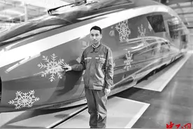 绝技绝活｜涂装工艺绘出高铁惊艳颜值图片