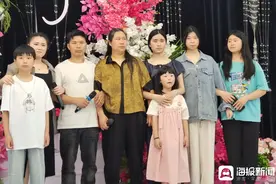 寻子19年的“棉花糖爸爸”迎女儿回老家，小杨梅直面镜头鼓励更多人找家图片