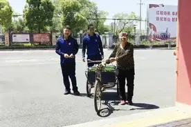 她又来了！连续4年！杭州小伙子：又是满满一车啊……图片