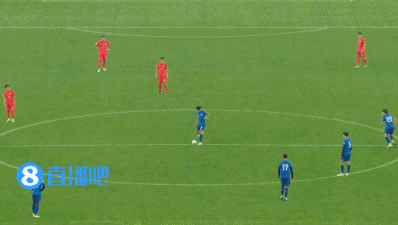 武磊累积两张黄牌，和染红的李源一一起，将在对泰国的比赛中停赛图片