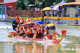 珠海红旗：14艘龙舟竞渡，广安社区夺冠图片