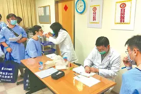 增减体重、装扁平足、“诈盲”……台媒爆岛内逃避兵役手法：“花招百出”图片