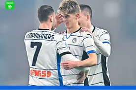 亚特兰大4-1热那亚，CDK世界波，库普梅纳斯任意球破门图片