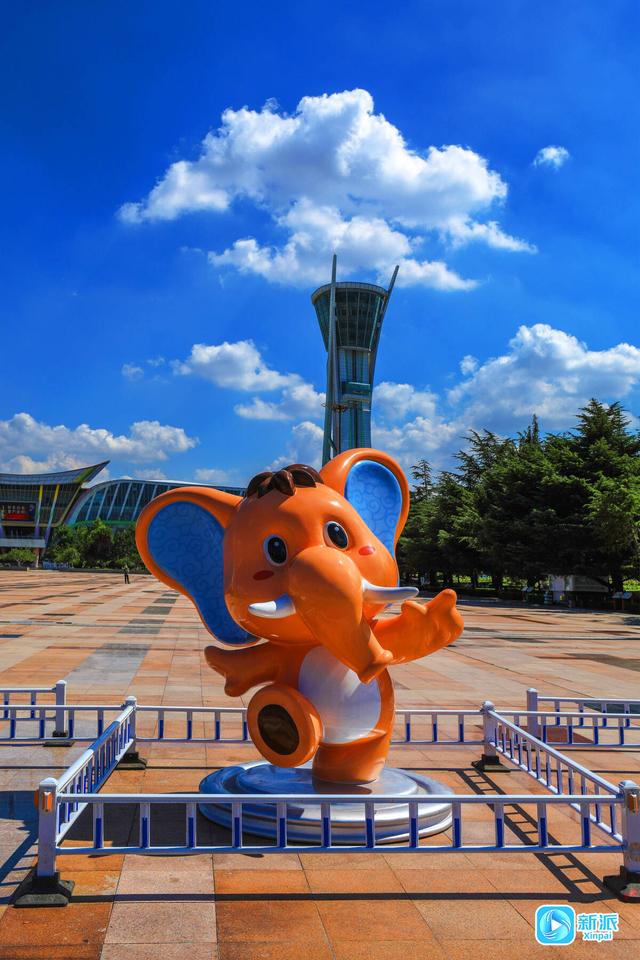 美出天际的市人民广场——令人骄傲的潍坊风景！