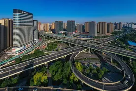 2023年济南市历城区完成16.6万平方米老旧小区改造 全市首个“盒马村”落地唐王图片