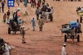 河南13地已公布中小学寒假放假时间；元旦全球人口达80.9亿丨大象早报图片