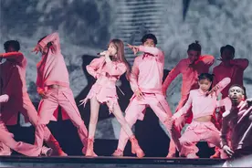 舞美升级歌单上新，王心凌出道21年首次北京演唱会图片