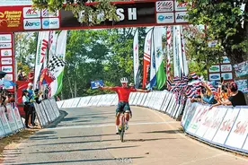 云南名将吕先景获公路自行车亚锦赛冠军图片