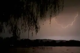 预计未来1至2小时，北京城区、大兴、通州有雷阵雨图片