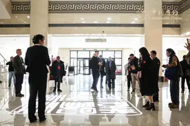 【中国有约】国际媒体团在万余件展品中沉浸式探寻阿克苏文化图片