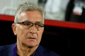 前鲁能主帅伊万科维奇出任国足主教练，扬科维奇合同终止图片