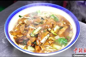 （杭州亚运会）亚运明星“带货”地方美食 中国味道频“出圈”图片