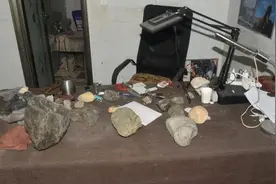 瑞丽警方：成功捣毁一个玉石直播诈骗窝点图片