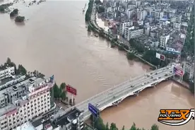 湖南平江暴雨致36万余人受灾 应急管理部紧急增援湖南平江图片