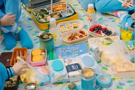 凌晨1点烤蛋挞，6点敲牛排！最近爸妈为了孩子的秋游拼了图片