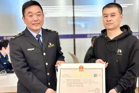 沪发布市场准入登记新政，这家连锁咖啡品牌说“对在上海发展更有信心”图片