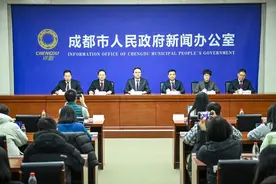 成都2025年以旧换新政策汇总 报废后购车最高享2万元补贴图片