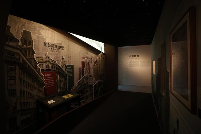 在上历博看人民广场百年变迁：从跑马场到“城市心脏”