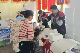 快！迪庆州打通松茸运送“最后一公里”图片