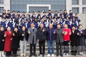 “中本一体化”职业教育受热捧：一批中职生提前到大学开班会图片