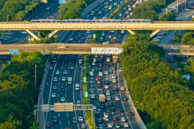 2024年国庆假期广州市累计到发旅客1087.1万人次图片