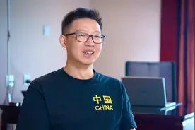 浙江一男子驾驶新能源车周游欧亚多国：让世界了解真实的中国图片