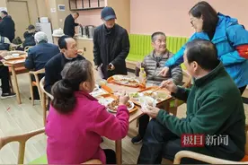 老年食堂如何健康良性运转？政协委员这样建议图片