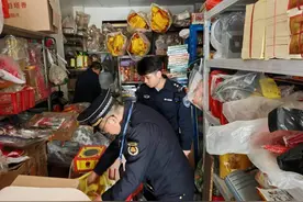 平湖街道综合行政执法队开展烟花爆竹整治专项行动图片