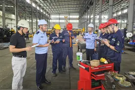 连云港公安局海州分局：给企业送上安全“法宝”图片