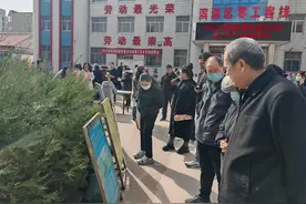 打造家门口的岗位集市，潍坊滨海区招聘会解决企业用工难题图片