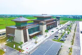 从“歇一脚”到“诗和远方” 高速服务区蝶变旅途“新景点”图片